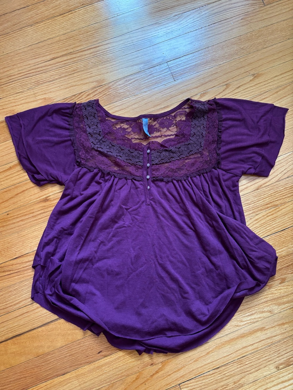 Free people lace babydoll tee aso as seen on Selena Gomez Ariana grande